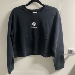 Columbia slightly cropped black sweater